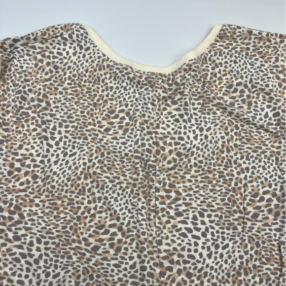 Leopard 3/4 Sleeve shirt from Victoria Secret - Picture 4 of 4